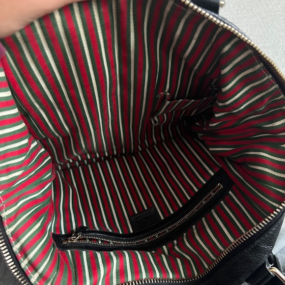 Genuine black Gucci leather medium voyager tote, gold harware - Picture 3 of 3